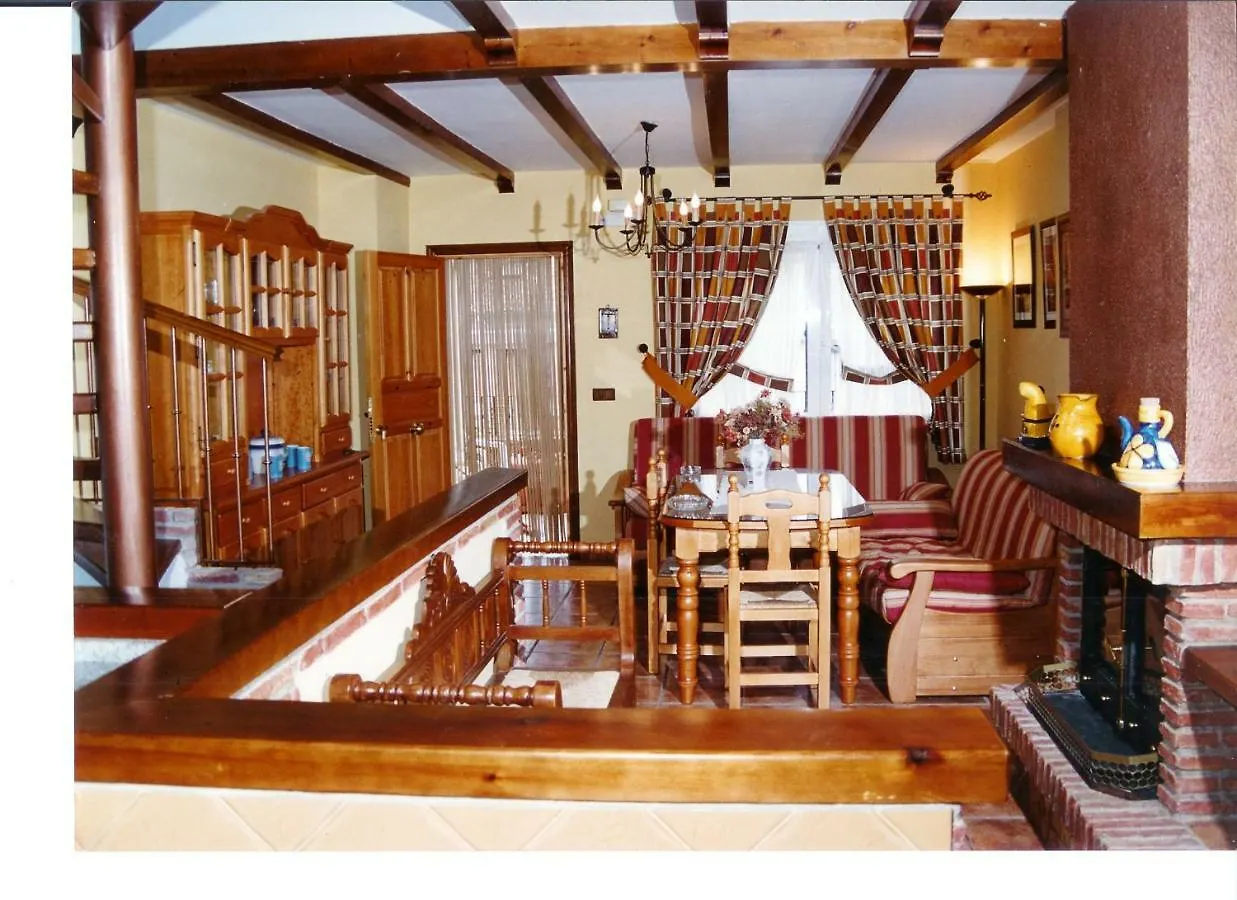 Holiday home Casa Alpuluso Villa Arroyo Frio Spain